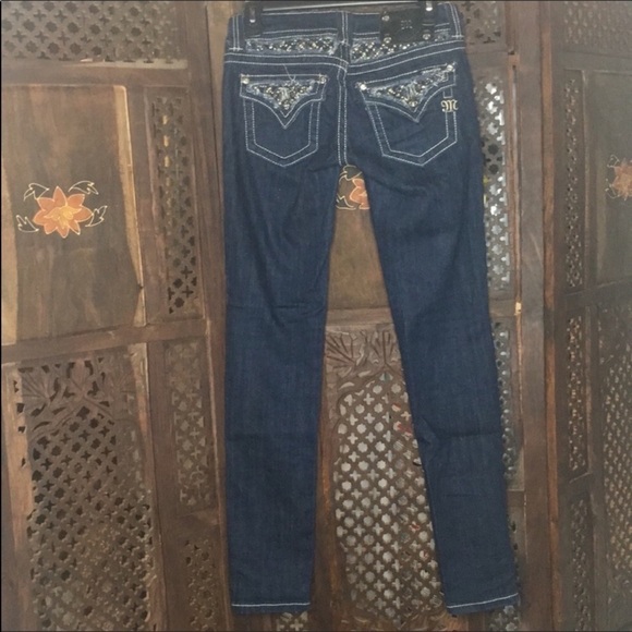 Miss Me signature Skinny Jeans - Picture 2 of 8